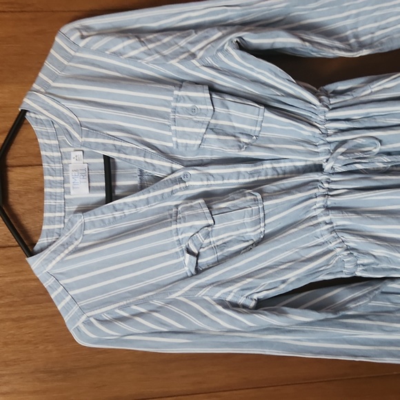 EUC TIME AND TRU SHIRT DRESS - Picture 2 of 7